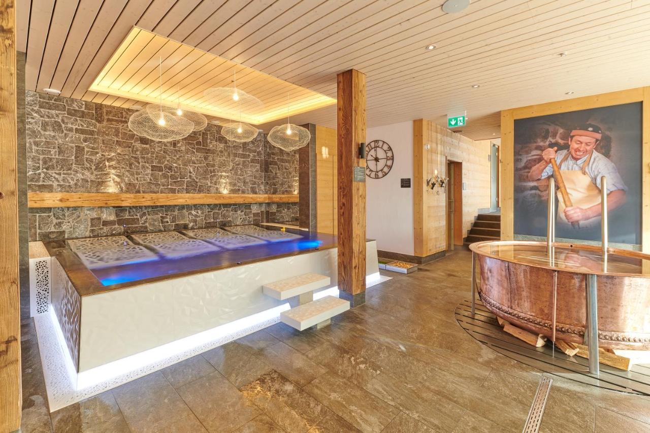 Boutique Hotel Beau Champery Exterior photo