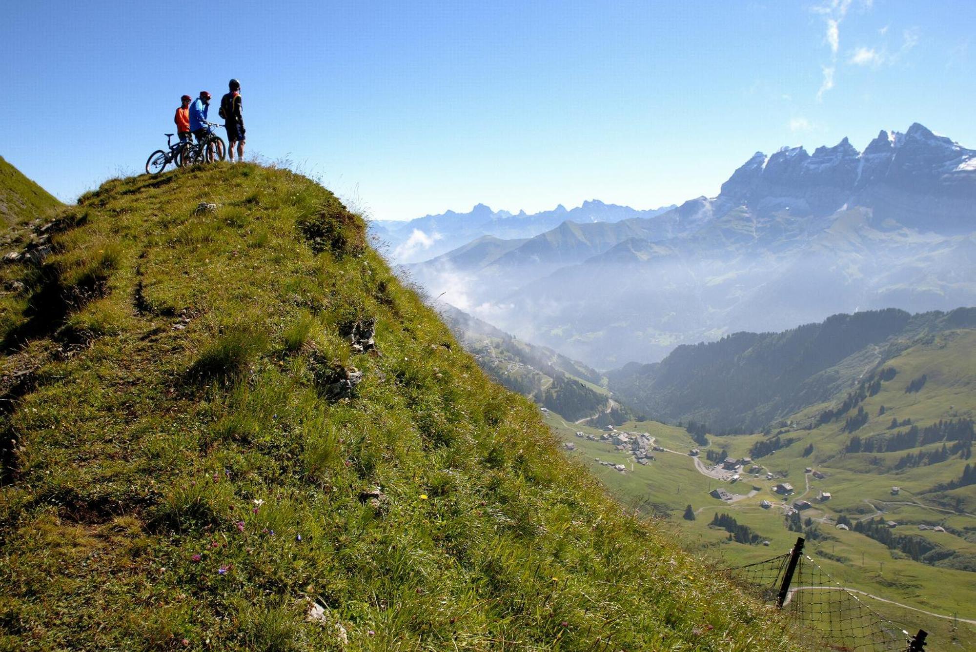 Boutique Hotel Beau Champery Exterior photo